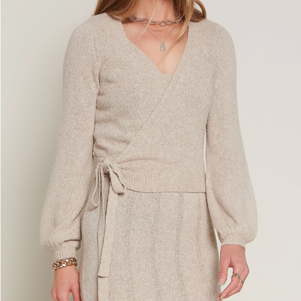CURRENT AIR WRAP SWEATER TOP